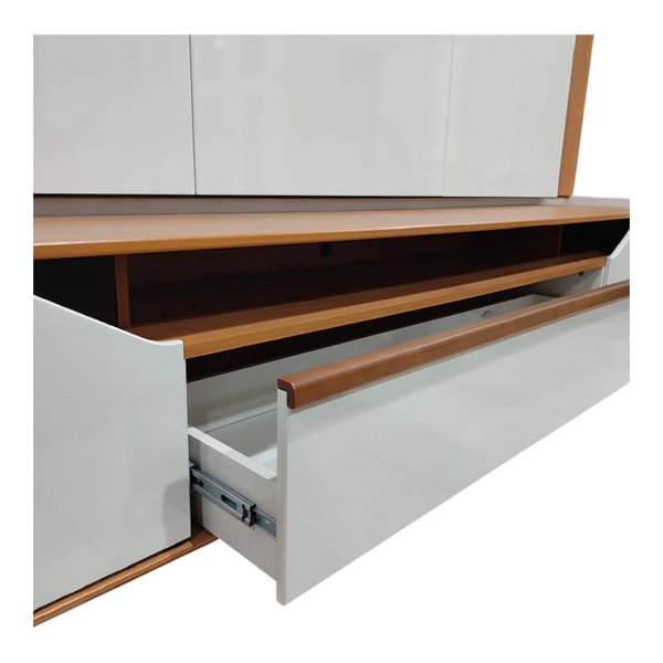 rack arc com painel liso madeirado e off white 1